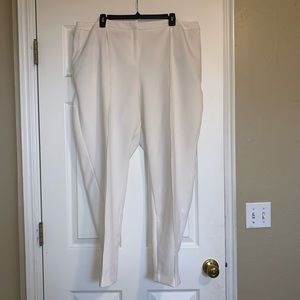 Plus white pleated slacks 20W